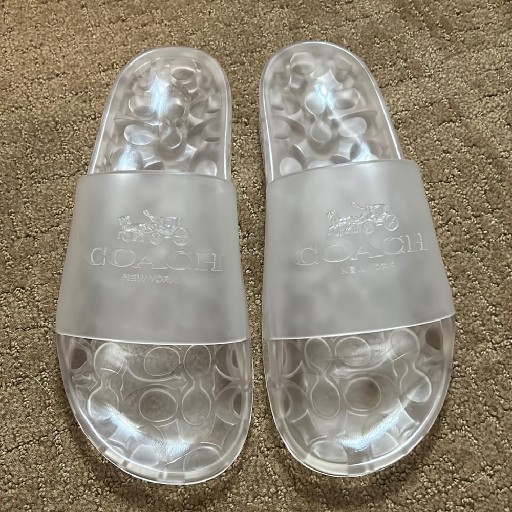 COACH CLEAR SLIDES